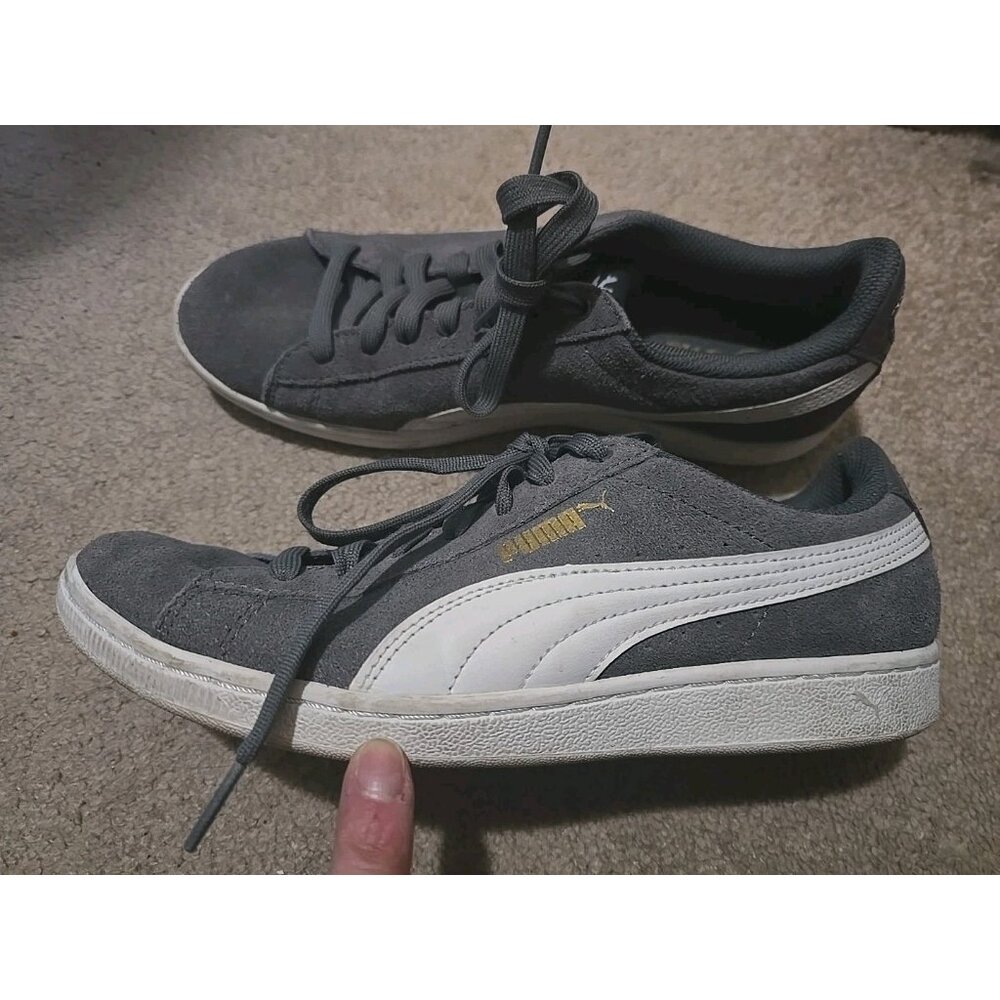 Puma Gray Leather Womans Sneaker Gym Shoes Soft Foam Insoles Size 9